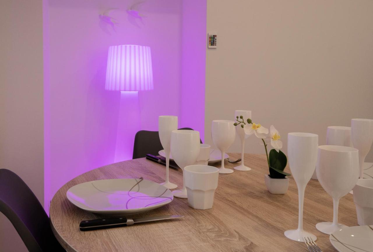 Cosmo Ideal Famille Rue Carnot Annecy Extérieur photo