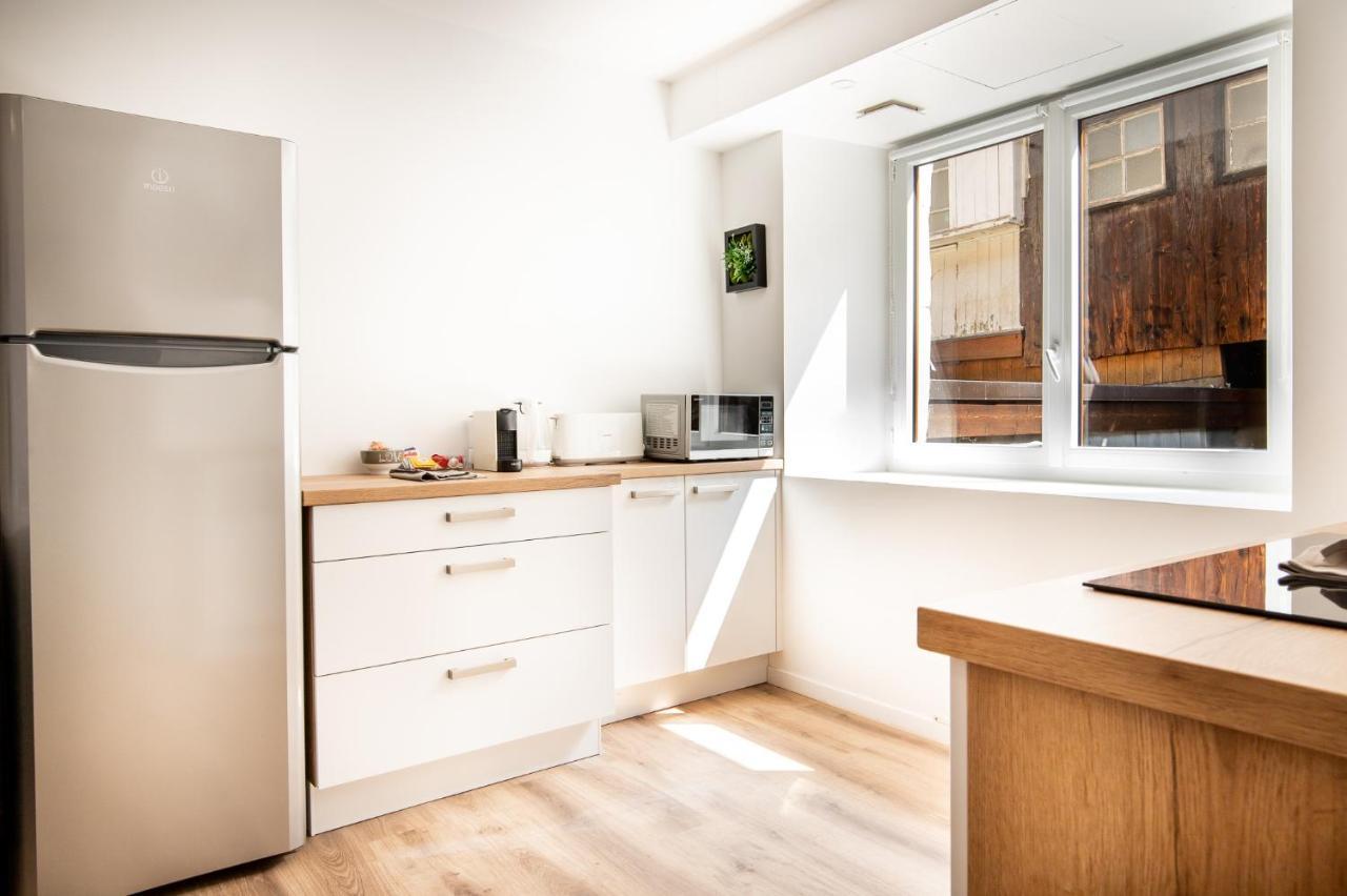Cosmo Ideal Famille Rue Carnot Annecy Extérieur photo