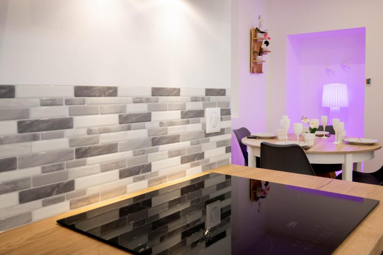 Cosmo Ideal Famille Rue Carnot Annecy Extérieur photo