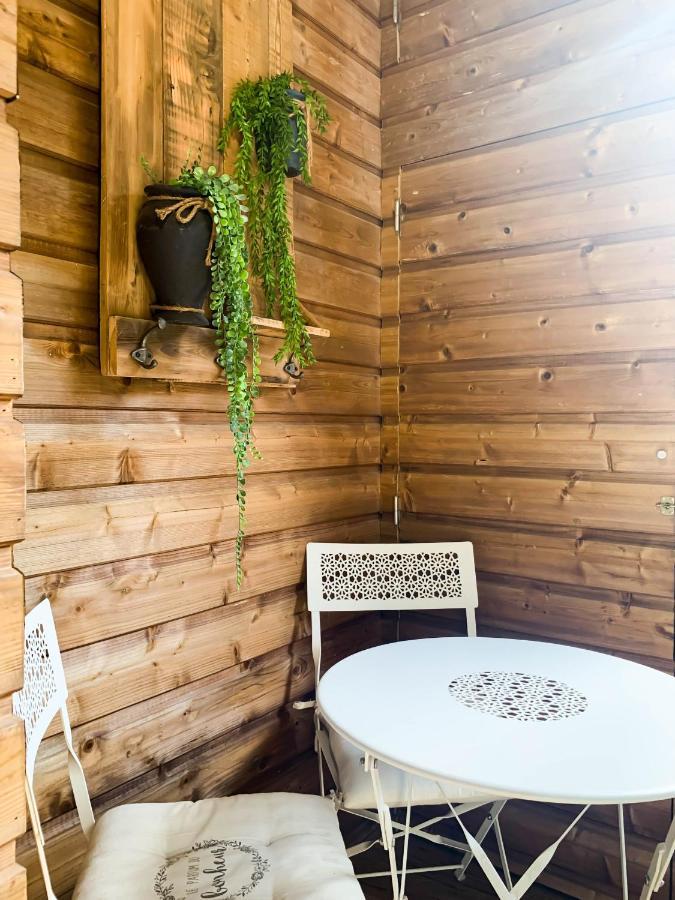 Cosmo Ideal Famille Rue Carnot Annecy Extérieur photo